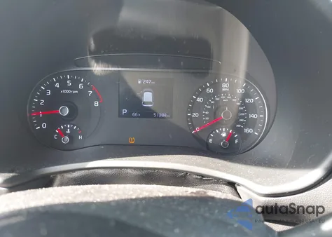 2020 Kia Soul Lx z USA, uszkodzony, nr VIN KNDJ23AU9L7054037